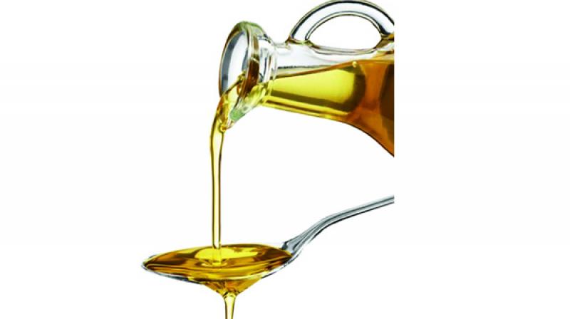 Cooking oils contain saturated, monounsaturated and polyunsaturated fats.