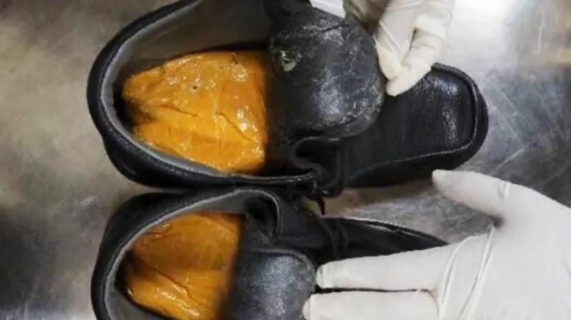 Smuggling more than a kilo of drugs is punishable by death under Pakistani law (Photo: YouTube)