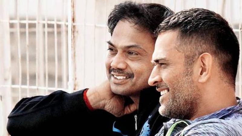 The former cricketer feels that Dhonis presence will be a guiding light for Kohli. (Photo:  PTI)