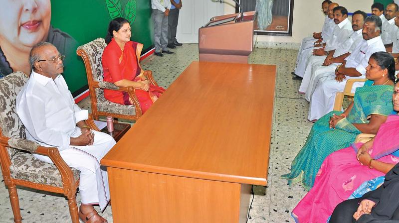 AIADMK general secretary V.K. Sasikala chairs  MLAs meeting at the party headoffice in the city  on Friday (Photo: DC)