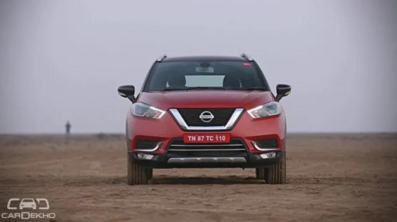 The Nissan Kicks is available in 4 variants and 7 monotone colours.