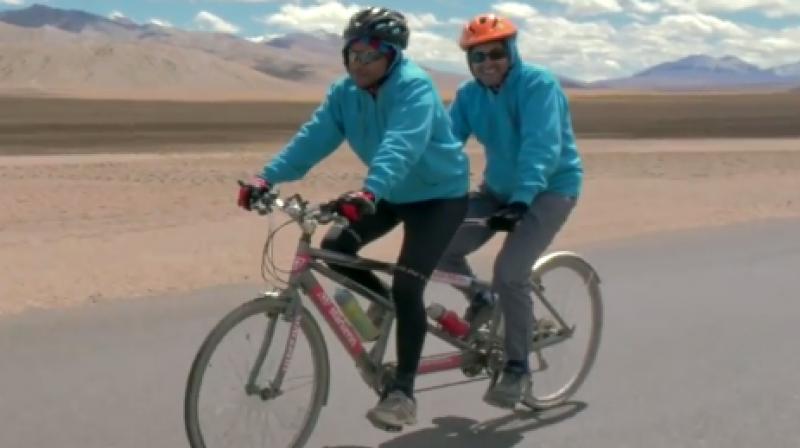 Divyanshu Ganatra had rode over 500km through different terrains from Manali to Khardung La last year to become the first blind person to do so. (Photo: Youtube/