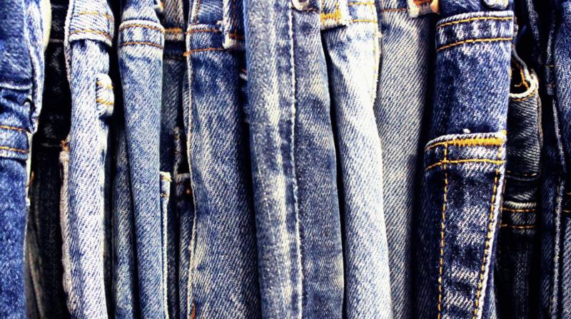 CES 2017: Jeans that vibrates when its time to turn
