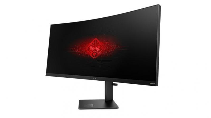 On the connectivity front, the monitor uses either a DisplayPort 1.2 or an HDMI 1.4 input. Additionally, the Omen X 35 has three-port 3.9 Type-A hub, an audio input and a headphone jack.