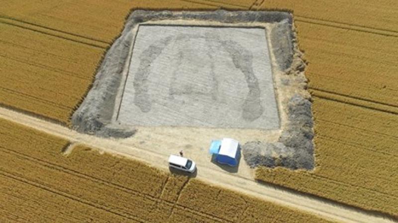 An outline of the inner chamber, which would have been used for dead bodies was seen after a drone flew over. (Photo: Facebook / University of Reading Archaeology Field School)