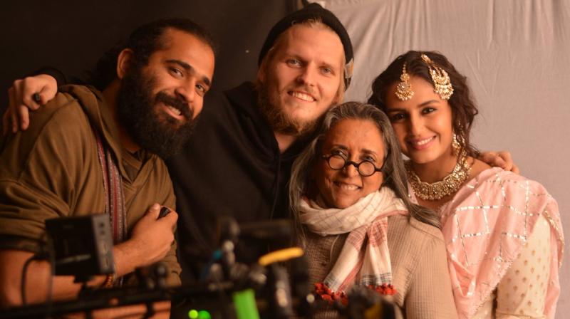 Deepa Mehta with the cast and crew on-set of Leila. (Photo: Twitter/@IamDeepaMehta)