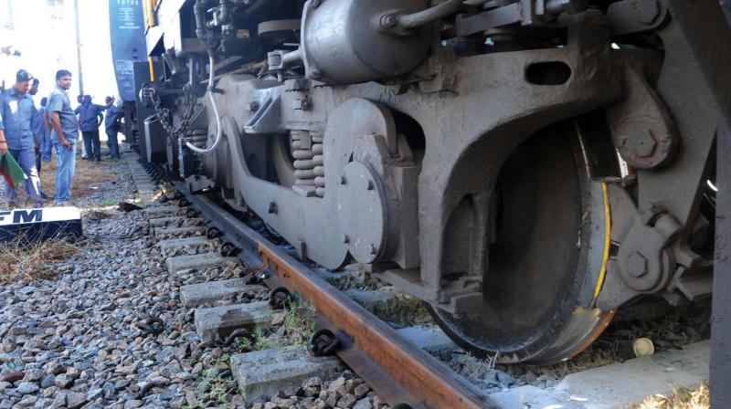 The loco engine that derailed during shunting at Ernakulam Junction railway station on Thursday  morning. (Photo:DC)