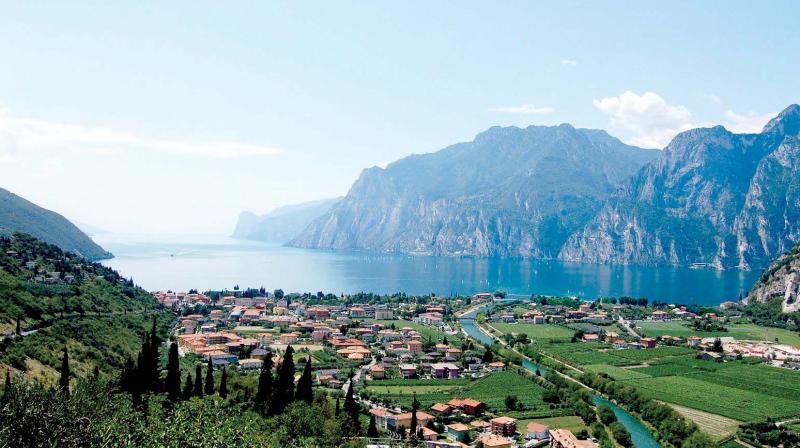 Wine valley around Lake Garda