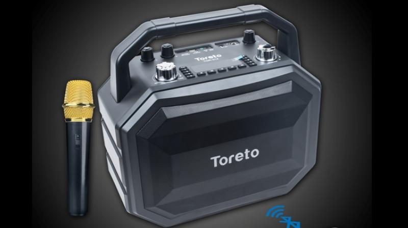 Toreto claims that Smash is capable of producing good stereo sound with 6.5in midbass and 2in treble and users can even adjust echo, bass and treble separately.