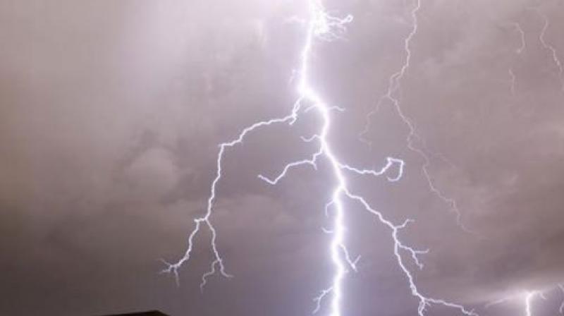 The lightning struck the shed sending shock waves and killing five persons on the spot.