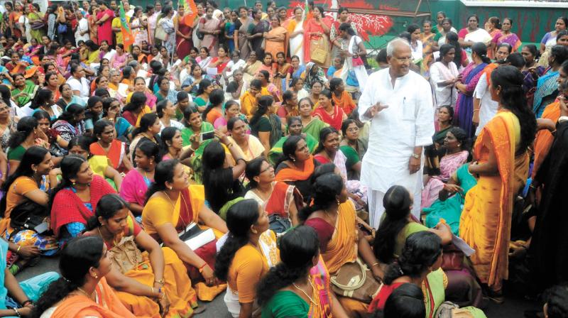 BJP legislator O. Rajagopal inaugurates the Mahila Morcha rally against atrocities of the CPM in Kannur district on Thursday. (Photo:  A.V. MUZAFAR)