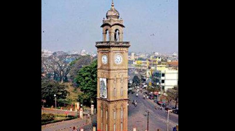 The chime was muted without consulting Mysuru heritage experts as the Mysuru City Corporation believed  the hairline cracks appearing in the building were caused by its loud sound that could  be heard in places within a radius of 5kms.