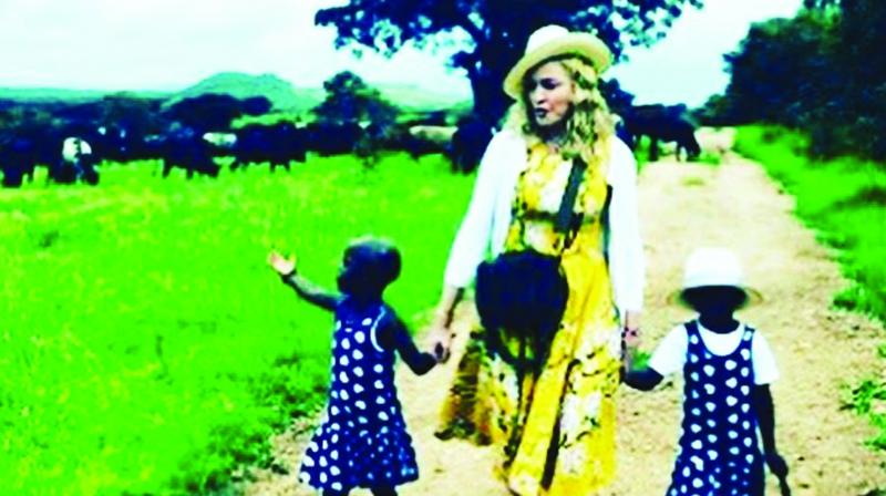 Madonna adopts Malawi twins