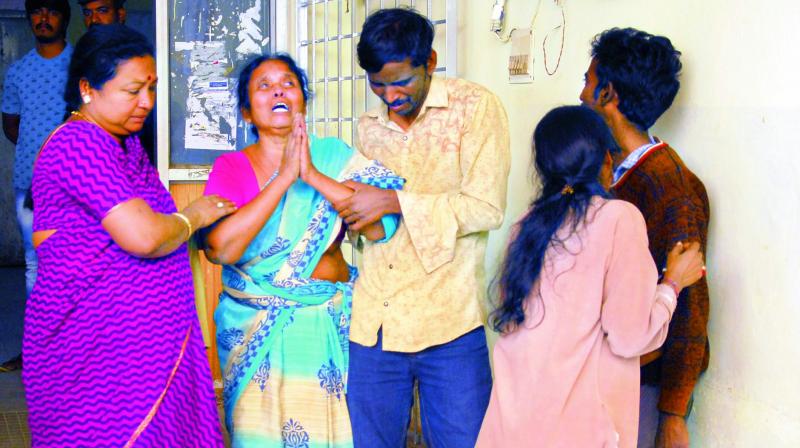 Sandhya Ranis family is still in a state of shock  set afire by the very man who claimed to love her. (Photo: DC)